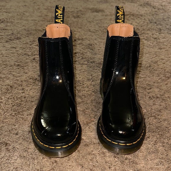 Dr. Martens 2976 patent leather Chelsea boot - Picture 4 of 13